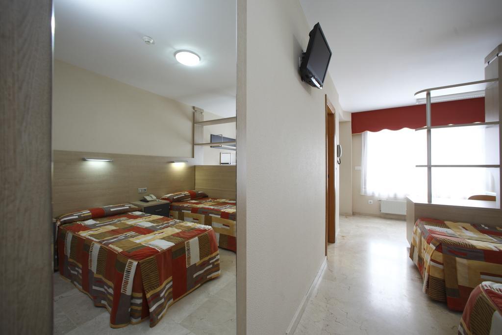 Hotel Rialta Culleredo Quarto foto